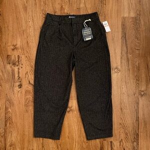 NWT Democracy “Ab” Solution Ultra Skyrise Round Up Barrel Pants